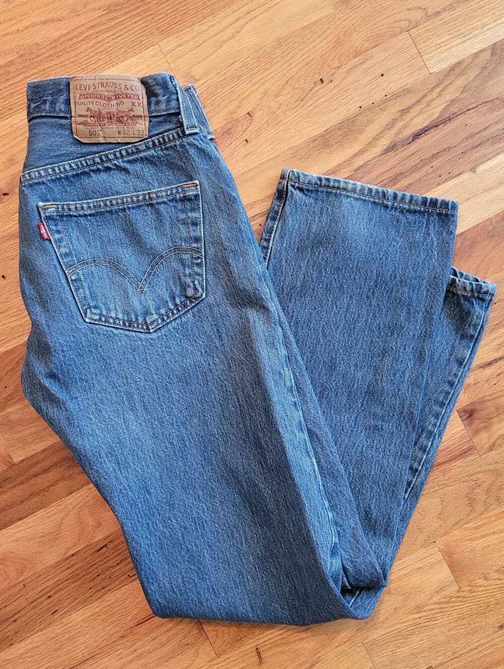 Vintage Levi's 501 Jeans Men's 32x32 Straight Blue Denim Jeans Y2k Made In Haiti